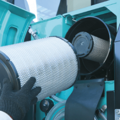 may-xuc-dao-kobelco-sk210lc-10